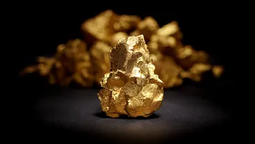 Cât costă un gram de aur pe 5 martie! Leul pierde tot mai mult din putere în fața dolarului american