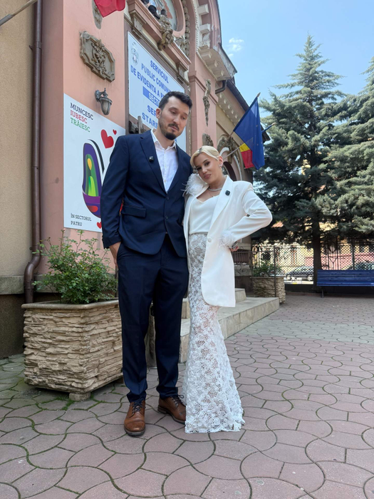 Anisia Gafton și Serghei s-au căsătorit! Primele imagini de la cununia civilă a celor doi comedianți