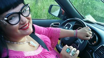 Ozana Barabancea scandal monstru pe Facebook: Bai esti prost? Mars de aici!