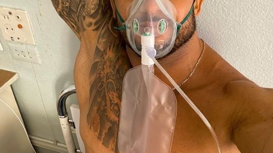 Un influencer care nu credea în COVID-19 a murit la 33 de ani. Tânărul avea un stil de viață sănătos și era instructor de fitness