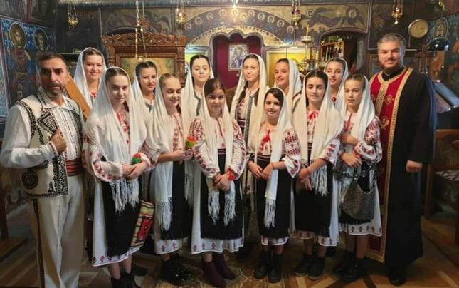 Un preot din Vâlcea a murit la vârsta de 43 de ani, după ce s-a infectat cu noul coronavirus: “Eşti eroul nostru şi cel mai puternic înger”