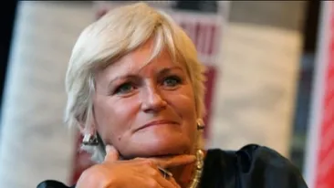 Monica Tatoiu va imbrăca din nou rochia de mireasa: A costat 250 de dolari si e luată din America