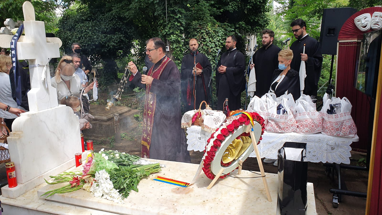 40 de zile fără Ion Dichiseanu! Imagini în premieră de la parastasul marelui actor