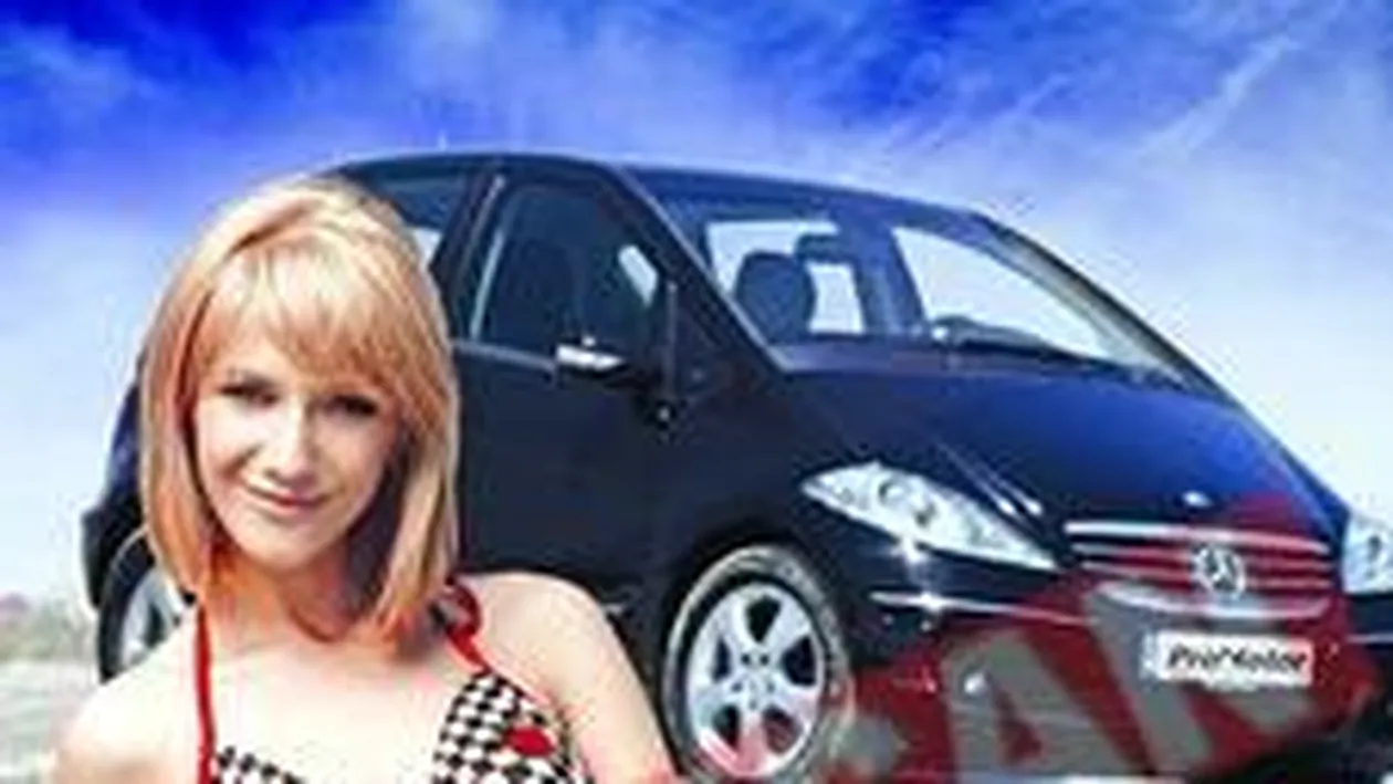 Adela Popescu a facut pasiune pentru masina sa