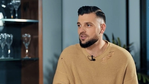 Bogdan Ionescu, fostul concurent de la Insula Iubirii, se căsătorește pentru a doua oară. Cum arată viitoarea lui soție