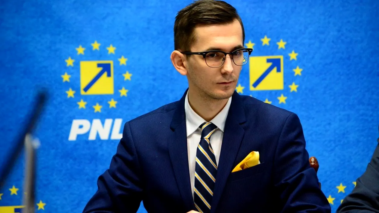 Deputatul Pavel Popescu a fost confirmat cu COVID-19. Liberalul a stat lângă Florin Cîțu la ședința de miercuri