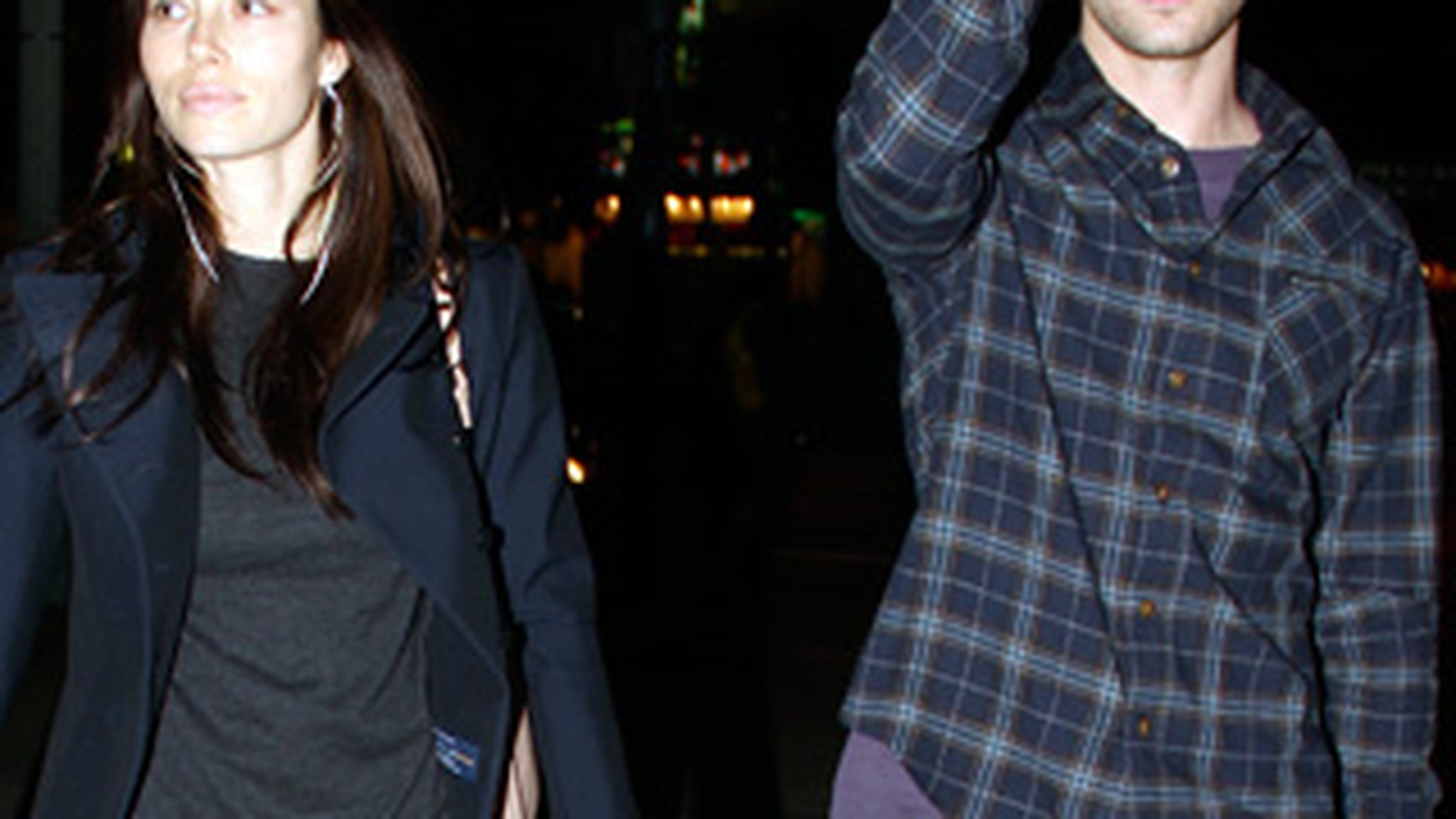Bag clopote de nunta! Justin Timberlake a cerut-o pe Jessica Biel: "Nu am fost niciodata mai fericit"