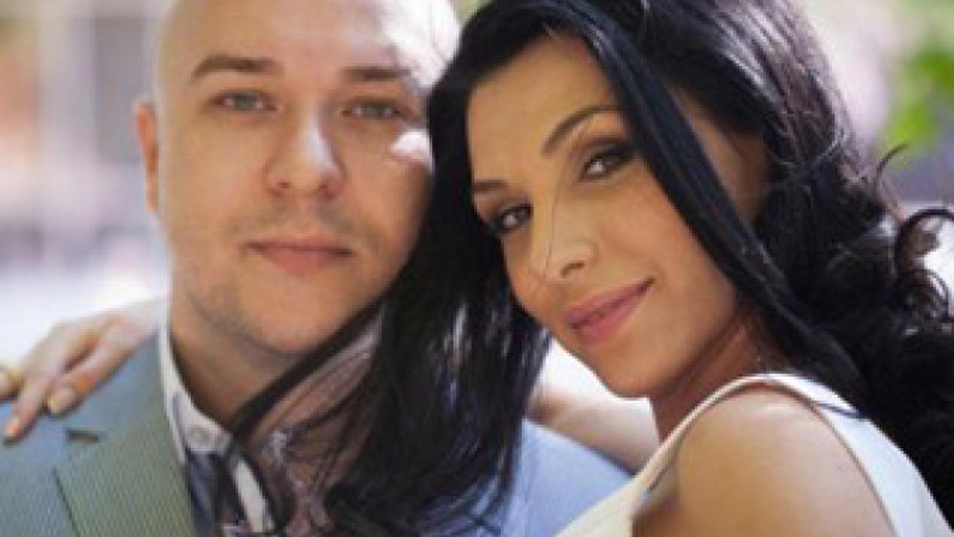 Sorana, ex ASIA, i-a făcut bagajele soţului chiar de "Ziua bărbatului": "M-am gandit sa-i fac un cadou"
