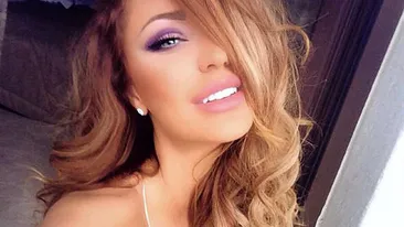 Aşa a făcut marele anunţ! Graviduţa BIANCA DRĂGUŞANU, cu burtica şi sânii la vedere. „Astăzi...“