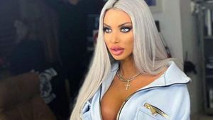 Cu cine și-a pierdut virginitatea Loredana Chivu. Ce cadouri i-a făcut iubitul, după prima noapte de amor