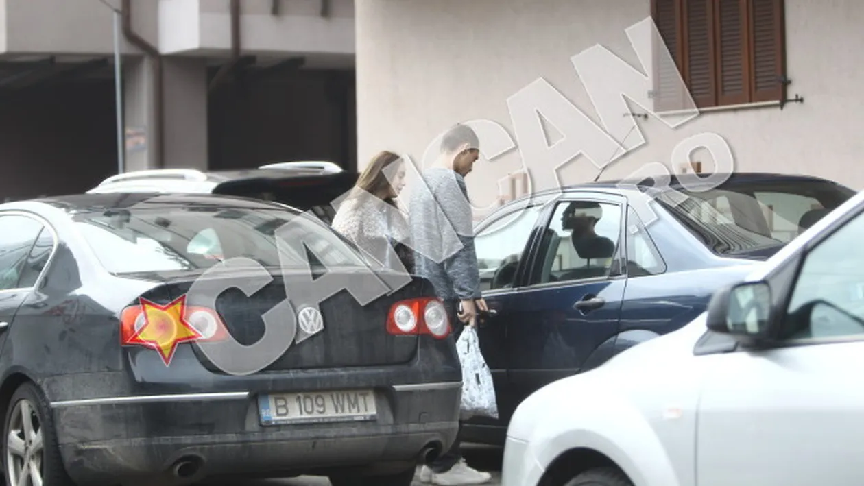 Ea este femeia care i-a furat mintile lui Draghia! L-a asteptat la aeroport, s-au sarutat strengareste si…