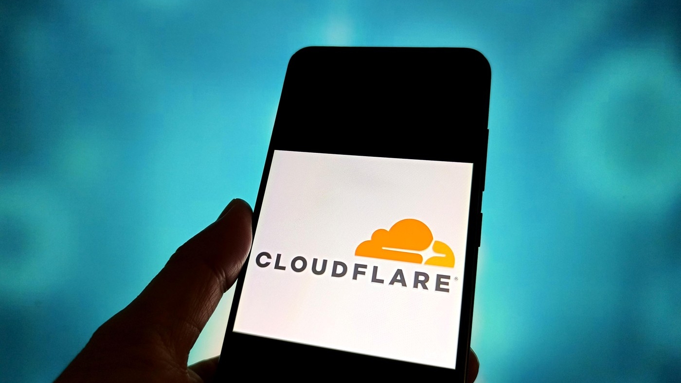 De ce a picat Cloudflare din nou? Sute de site‑uri, offline
