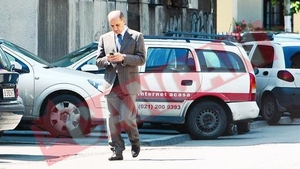 George Copos si-a anuntat relansarea blogului prin SMS