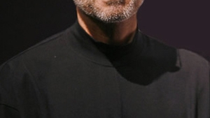 Casa lui Steve Jobs, jefuita. Hotul habar n-a avut ca fura din casa fondatorului Apple, dar a plecat cu o "prada" consistenta!