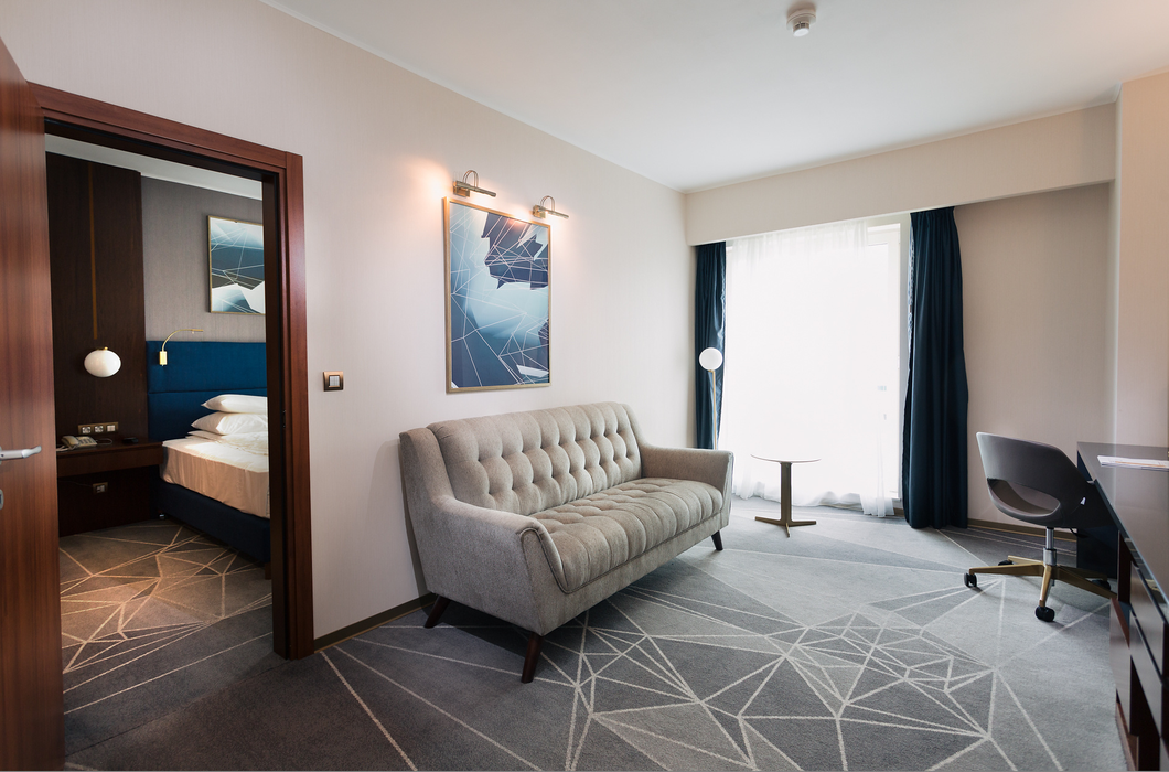Aşa arată hotelul unde sunt cazaţi jucătorii români.