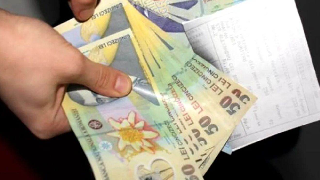 Bani în plus pentru angajații care au salariul mai mic de 6.000 de lei. Când se face plata
