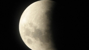 Astazi va avea loc ultima eclipsa de luna din Romania!