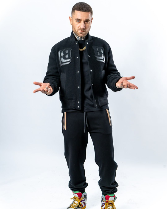 Tj Miles: "De câte ori aveam o recompensă și mâncam de rupeam, poate se ridica noaptea, nu îmi aduc aminte!" / (Foto: Instagram)