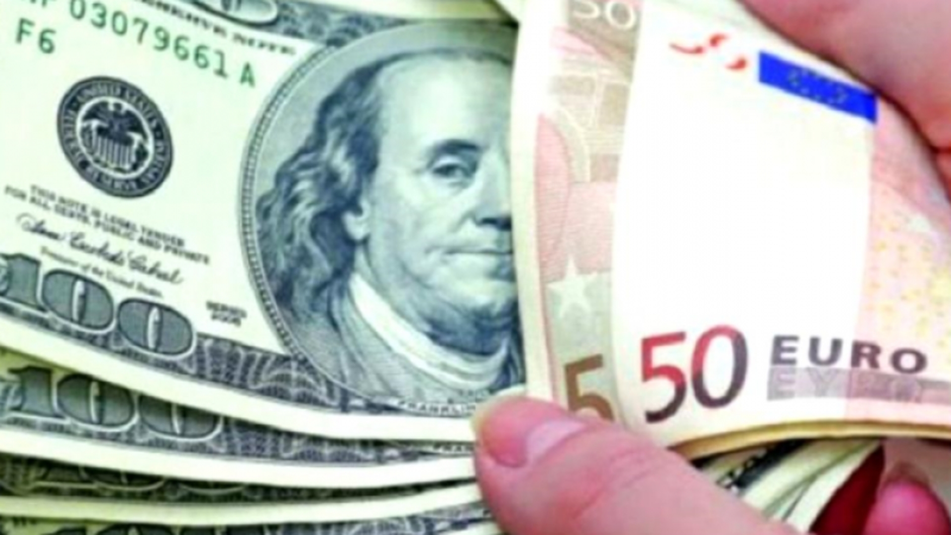 Curs valutar BNR, vineri, 2 aprilie 2021. Cât costă euro azi