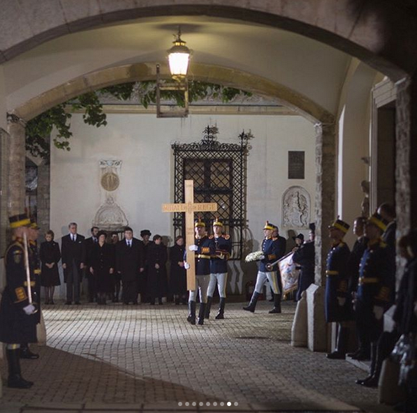 Imagini de la ceremonia funerară a Regelui Mihai I de la Palatul Regal
