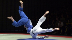 Campionatul de Judo de la Braşov are loc în weekend. Spectacol inedit de forţă, inteligenţă şi echilibru