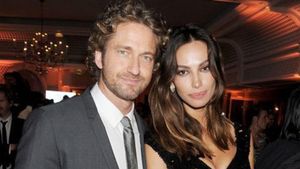 Motivul pentru care Madalina Ghenea si Gerard Butler s-au despartit: " A vrut sa duca ..."