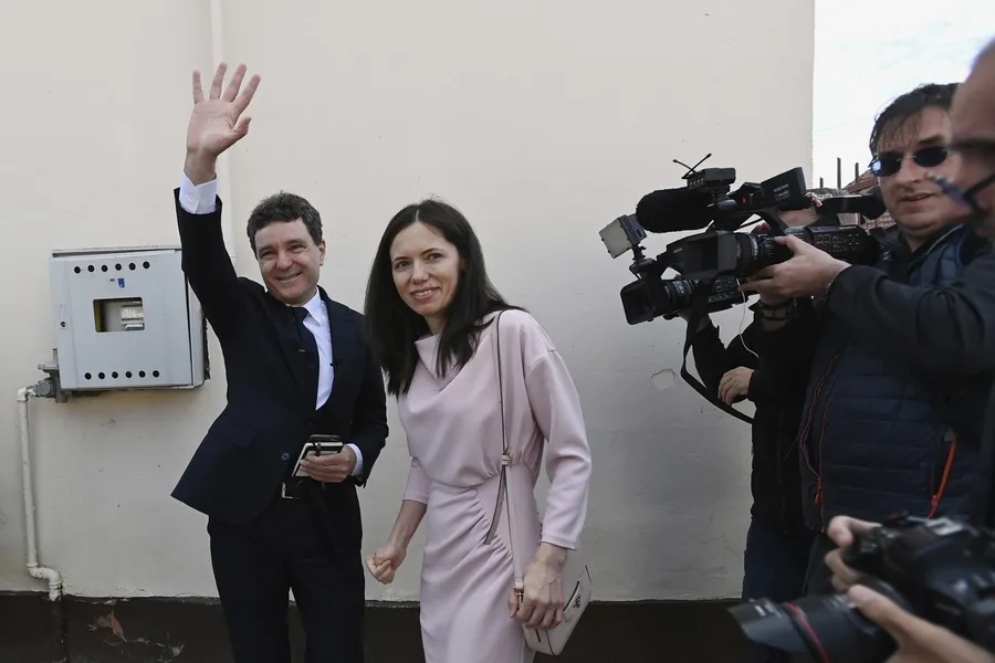 Nicușor Dan și Mirabela Grădinaru/ sursă foto: Profimedia 