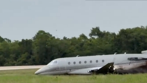 Tragedie aviatică de proporții! 12 persoane au murit după ce un avion s-a prăbușit