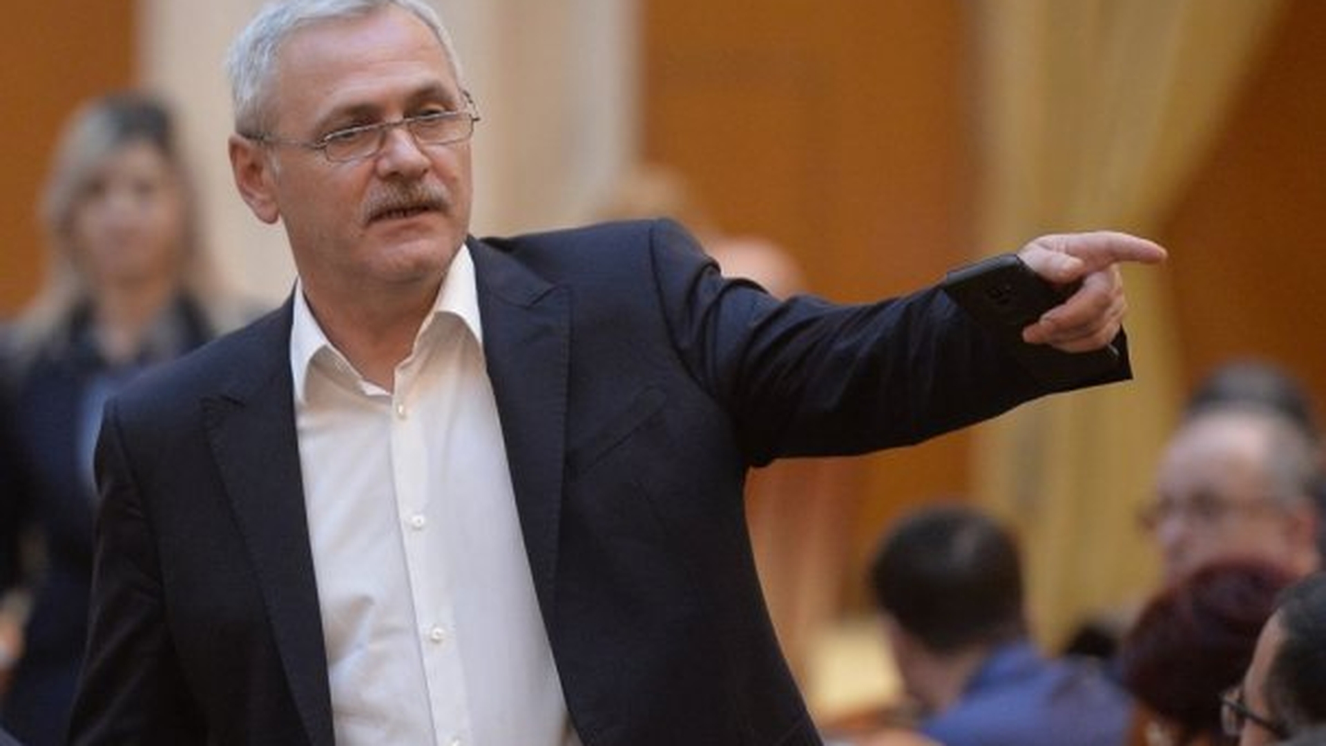 Dragnea a anunțat azi ce gospodării din România vor primi câte 20.000 de lei. Vezi dacă ești pe listă