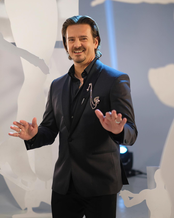 Mihai Petre: "Eu cred că atunci când participi într-o astfel de emisiune trebuie să fii tu și să ai o direcție. Să știi tu în primul rând cum vrei să fii, nu să joci un rol" (Foto: Instagram)