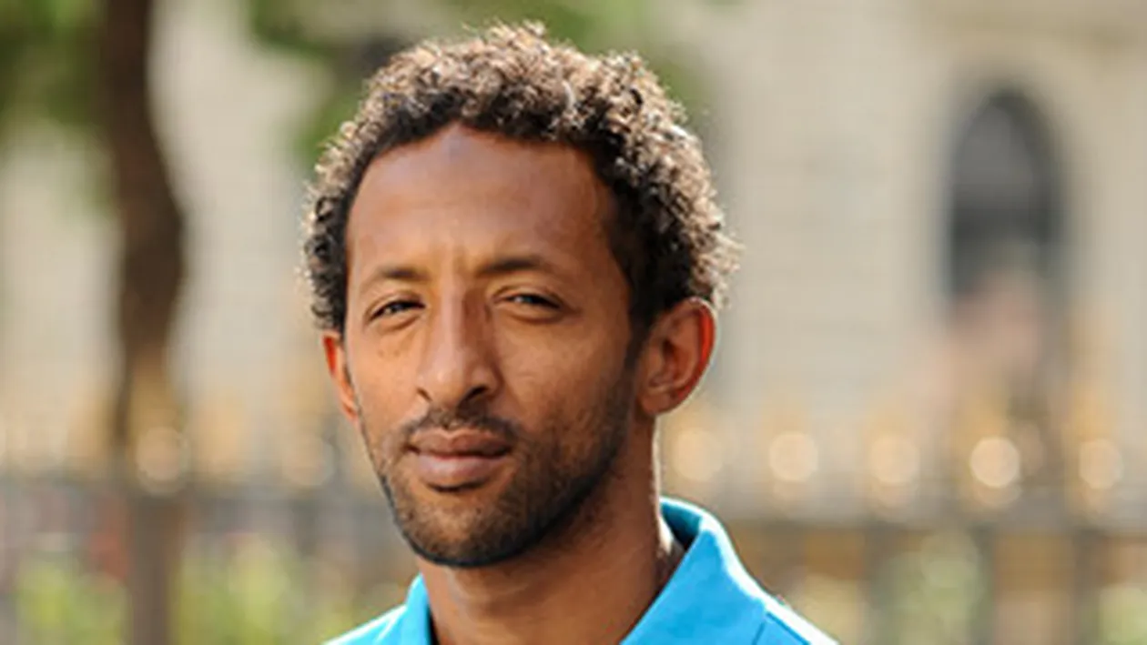 Kamara isi atrage fanii oferindu-le mancare gratuita