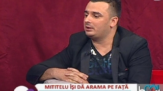 VIDEO Liviu Mititelu a ajuns sa manance din pasaport la propriu! Vezi aici de ce!