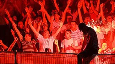 Un grup de suporteri dinamovisti, retinut in Transnistria! Vamesii cer 2.000 de euro ca sa ii lase sa treaca!