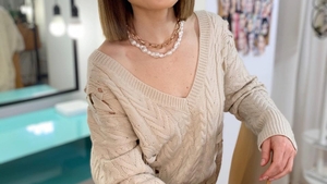 La 41 de ani, Alexandra Ungureanu se pregătește de nuntă și de copil. „Nu e ca și cum pui alarma la 6:15 și mă apuc de treabă”