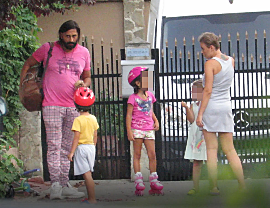 Connect-R a „reluat-o” cu Misha, iar fiica lor, Maya, a avut un rol important