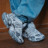 (P) Culorile care domină industria sneakers în acest moment