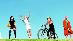 Afla cate calorii poti sa arzi in timp ce faci antrenamente de sezon. Sporturi distractive de vara