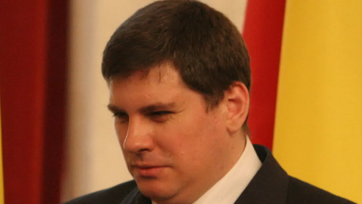 Probleme serioase pentru procurorul care i-a bagat la zdup pe fratii Camataru. Marian Sintion si-a amanetat bijuteriile