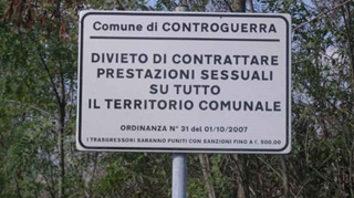 Disperarea autoritatilor italiene atinge cote maxime! Vor sa taie 28 de hectare de padure pentru a elimina prostitutia!