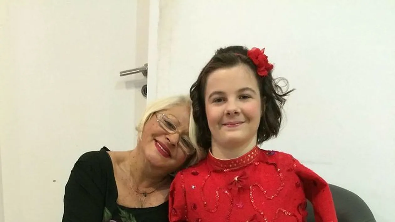 Riscurile din timpul complicatei operaţii în urma căreia Mirabelei Dauer i-a fost extirpat un rinichi! Mesajul emoţionant pe care i l-a dat Lorelai Moşneguţu: Eu şi mama Vio...