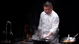 Chef John și secretul crustei aurii care trosnește la fiecare mușcătură din Puiul cu glazură de lămâie