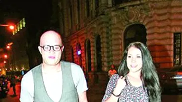 Bendeac s-a combinat cu o bruneta ca sa o uite pe Andreea Popescu! A sedus-o cu picioarele lui fine