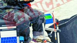 Ea este cea mai buna pescarita!