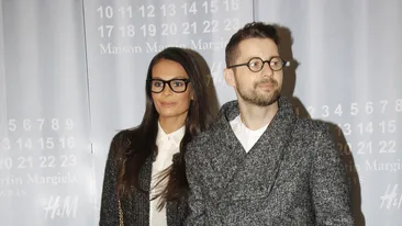 Ce romantici sunt! Anca Serea: Îl surprind pe Adi în fiecare zi! Vezi ce-i face prezentatoarea artistului!