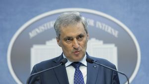 Ce dispune ultima Ordonanță în criza coronavirusului: circulația în afara locuinței a fost restricționată, mallurile se închid, pedepse pentru ”evadații” din carantină, slujbe fără enoriași + interdicții dure la frontiere
