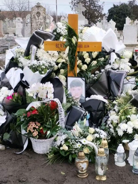 Mormântul lui Mario Berinde/ sursă foto: social media