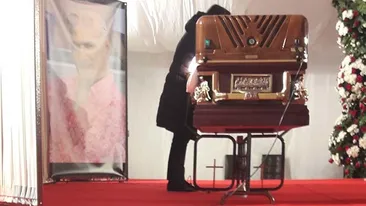 Şi pietrele au plâns când au văzut asta! Gestul sfâşietor făcut de văduva lui FANE SPOITORU