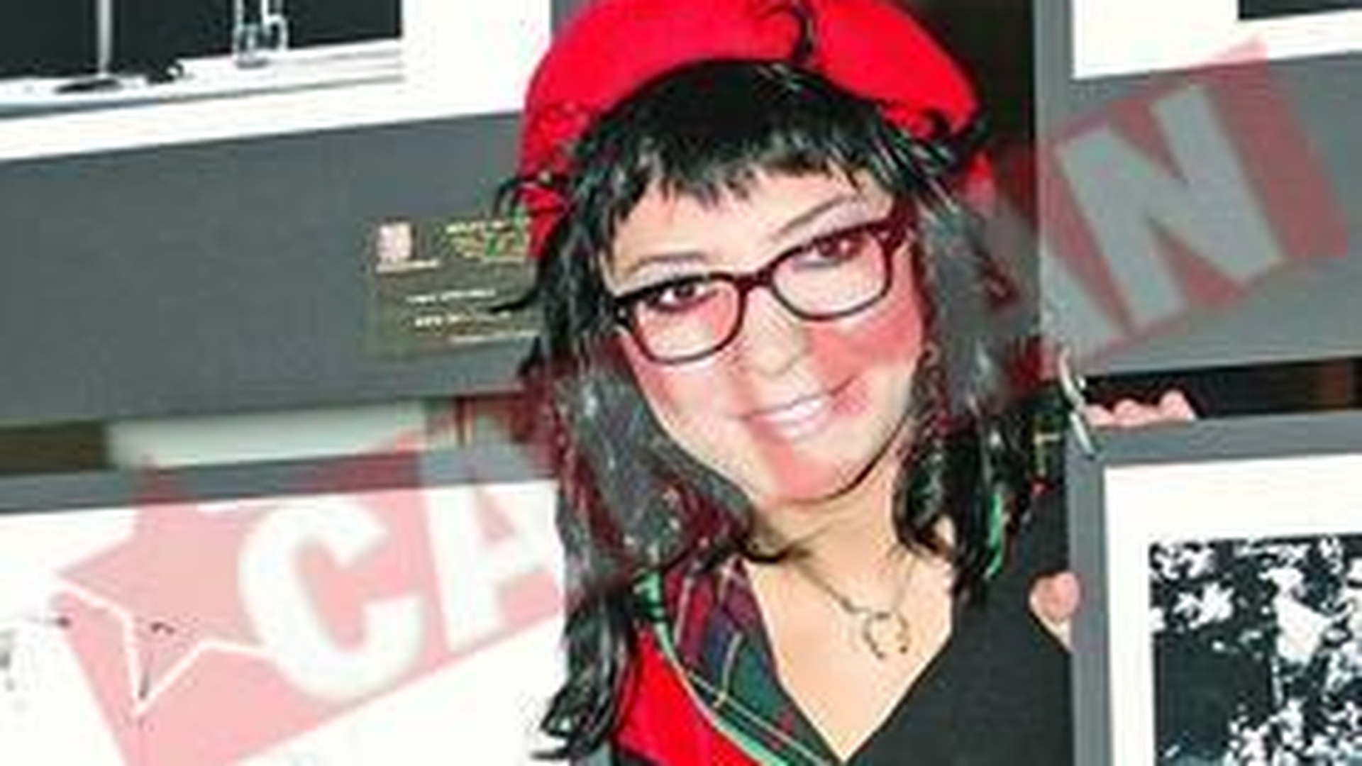 Expozitie de fotografii in scopuri caritabile