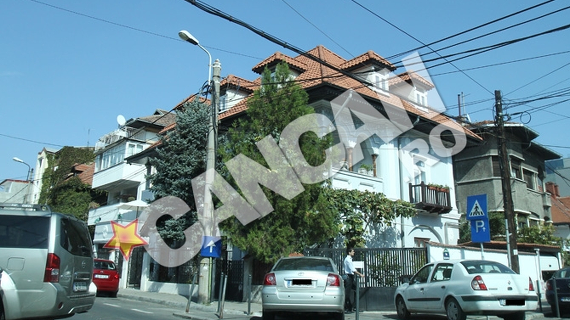 Flora Nastase in razboi cu vecinii! O acuza ca ii spioneaza!