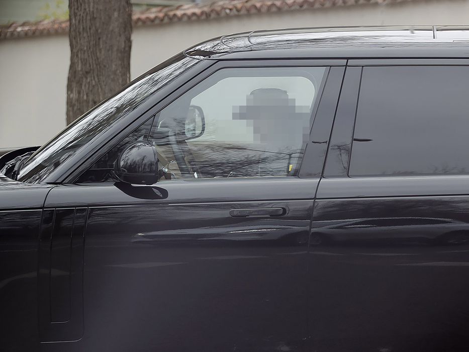 Așa tată, așa fiu! ”Prințișorul” cu 500.000 € la mână, dar asta nu e tot… „Faraonul” care schimbă Ferrari-urile la fiecare săptămână!